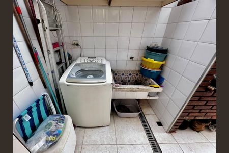 Casa à venda com 289m², 3 quartos e 2 vagasÁrea de Serviço