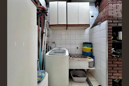 Casa à venda com 289m², 3 quartos e 2 vagasÁrea de Serviço