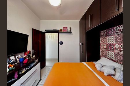 Casa à venda com 289m², 3 quartos e 2 vagasQuarto 2