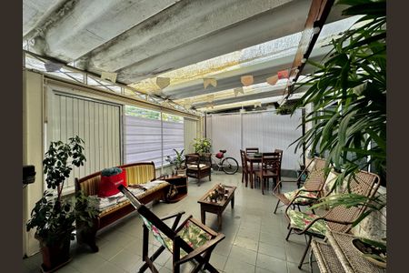 Casa à venda com 289m², 3 quartos e 2 vagasGaragem