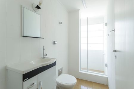 Apartamento à venda com 62m², 2 quartos e 1 vaga Apartamento à venda com 62m², 2 quartos e 1 vagaBanheiro