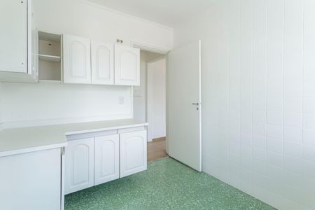Apartamento à venda com 62m², 2 quartos e 1 vaga Apartamento à venda com 62m², 2 quartos e 1 vagaCozinha