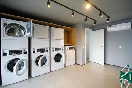 Studio à venda com 34m², 1 quarto e sem vagaÁrea Comum - Lavanderia