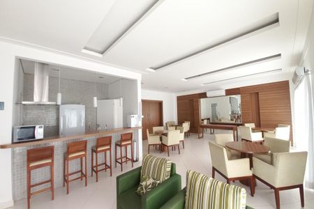 Apartamento à venda com 94m², 3 quartos e 2 vagas Apartamento à venda com 94m², 3 quartos e 2 vagasÁrea comum - Salão de festas