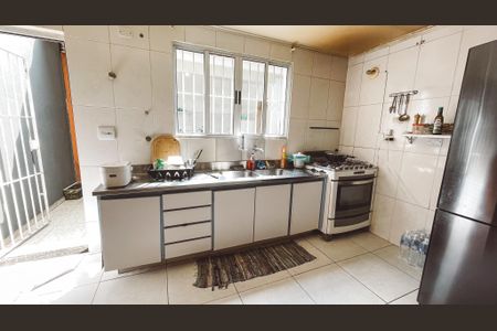 Casa à venda com 150m², 2 quartos e 2 vagasCozinha