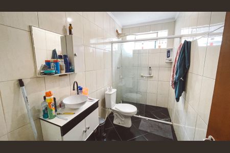 Casa à venda com 150m², 2 quartos e 2 vagasBanheiro da Suíte