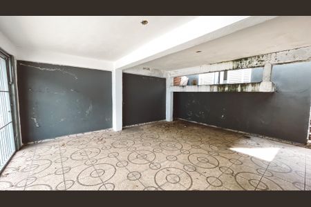 Casa à venda com 150m², 2 quartos e 2 vagasGaragem