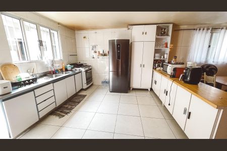 Casa à venda com 150m², 2 quartos e 2 vagasCozinha