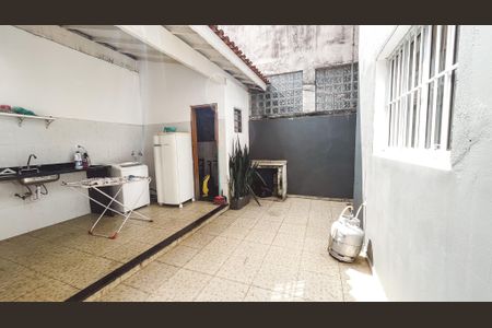 Casa à venda com 150m², 2 quartos e 2 vagasChurrasqueira