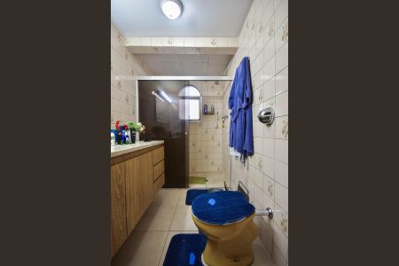 Apartamento à venda com 220m², 3 quartos e 3 vagas Apartamento à venda com 220m², 3 quartos e 3 vagasBanheiro da Suíte 3