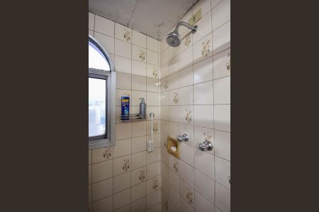 Apartamento à venda com 220m², 3 quartos e 3 vagas Apartamento à venda com 220m², 3 quartos e 3 vagasChuveiro do banheiro da Suíte 3