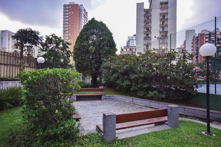 Apartamento à venda com 220m², 3 quartos e 3 vagas Apartamento à venda com 220m², 3 quartos e 3 vagasJardim