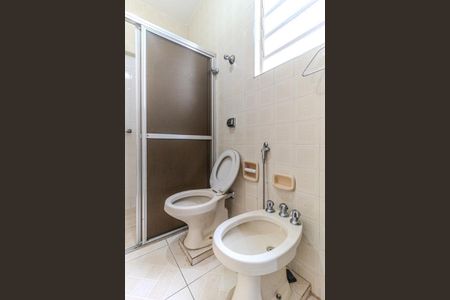 Casa à venda com 600m², 3 quartos e 2 vagas Casa à venda com 600m², 3 quartos e 2 vagasBanheiro 3