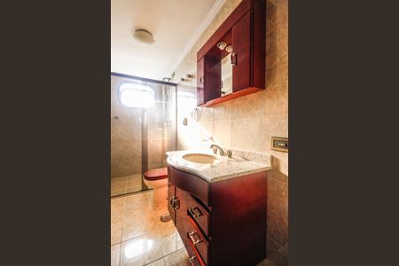 Apartamento para alugar com 119m², 4 quartos e 2 vagas Apartamento para alugar com 119m², 4 quartos e 2 vagasBanheiro