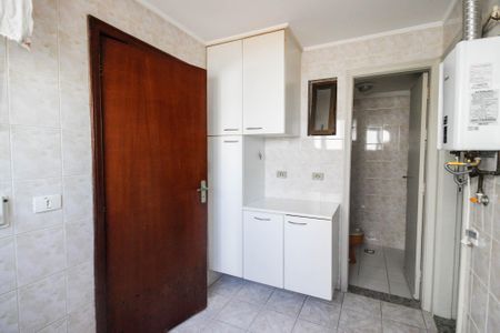 Apartamento para alugar com 119m², 4 quartos e 2 vagas Apartamento para alugar com 119m², 4 quartos e 2 vagasÁrea de serviço