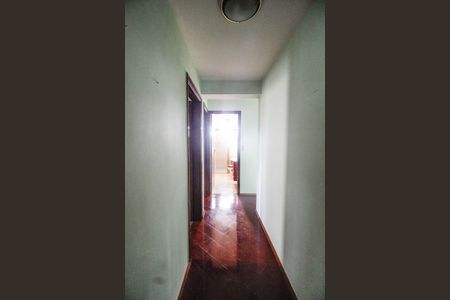 Apartamento para alugar com 119m², 4 quartos e 2 vagas Apartamento para alugar com 119m², 4 quartos e 2 vagasCorredor
