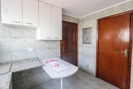 Apartamento para alugar com 119m², 4 quartos e 2 vagas Apartamento para alugar com 119m², 4 quartos e 2 vagasCozinha