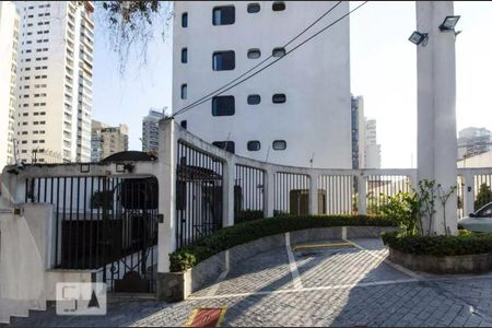 Apartamento para alugar com 119m², 4 quartos e 2 vagasFachada
