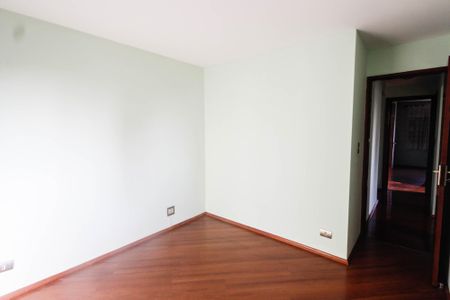 Apartamento para alugar com 119m², 4 quartos e 2 vagas Apartamento para alugar com 119m², 4 quartos e 2 vagasQuarto 4