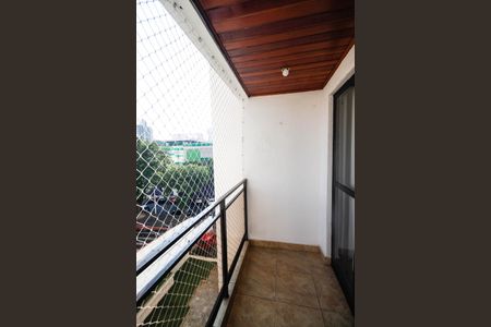 Apartamento para alugar com 119m², 4 quartos e 2 vagas Apartamento para alugar com 119m², 4 quartos e 2 vagasVaranda