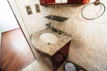Apartamento para alugar com 119m², 4 quartos e 2 vagas Apartamento para alugar com 119m², 4 quartos e 2 vagasSuíte