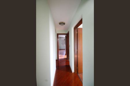Apartamento para alugar com 119m², 4 quartos e 2 vagas Apartamento para alugar com 119m², 4 quartos e 2 vagasCorredor