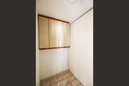 Apartamento para alugar com 119m², 4 quartos e 2 vagas Apartamento para alugar com 119m², 4 quartos e 2 vagasQuarto de serviço