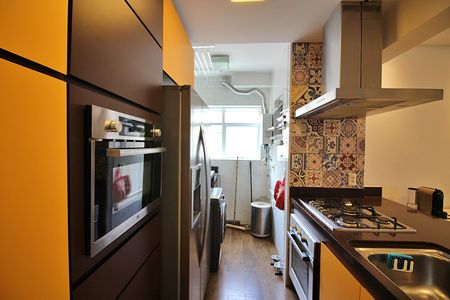 Apartamento à venda com 80m², 3 quartos e 2 vagasCozinha e Área de Serviço