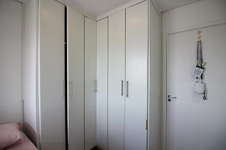 Apartamento à venda com 80m², 3 quartos e 2 vagasQuarto 3