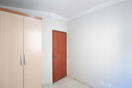 Apartamento para alugar com 132m², 4 quartos e 2 vagasQuarto 2
