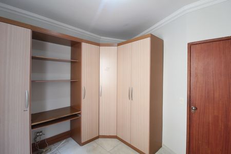 Apartamento para alugar com 132m², 4 quartos e 2 vagasQuarto 2