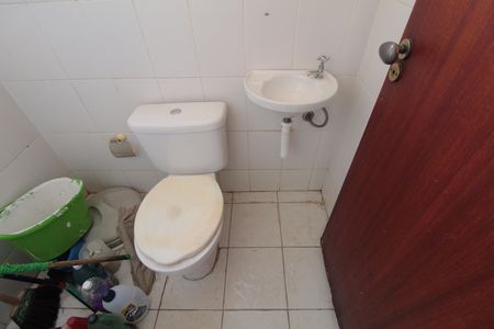Apartamento para alugar com 132m², 4 quartos e 2 vagasBanheiro de Serviço