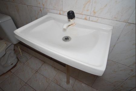 Casa à venda com 140m², 3 quartos e 4 vagasBanheiro Corredor