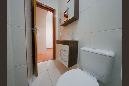 Casa para alugar com 130m², 3 quartos e 1 vaga Casa para alugar com 130m², 3 quartos e 1 vagaBanheiro 2