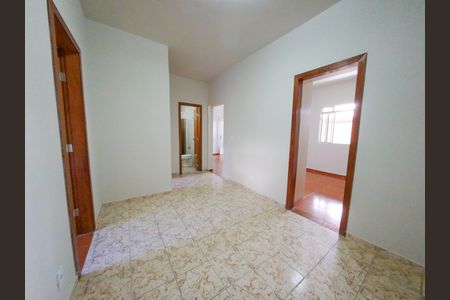 Casa para alugar com 130m², 3 quartos e 1 vaga Casa para alugar com 130m², 3 quartos e 1 vagaSala
