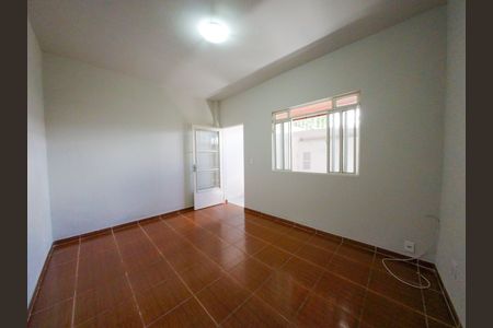 Casa para alugar com 130m², 3 quartos e 1 vaga Casa para alugar com 130m², 3 quartos e 1 vagaSala