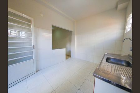 Casa para alugar com 130m², 3 quartos e 1 vaga Casa para alugar com 130m², 3 quartos e 1 vagaCozinha