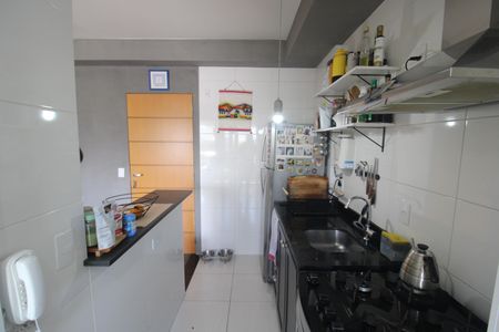 Apartamento à venda com 54m², 2 quartos e 1 vagaCozinha