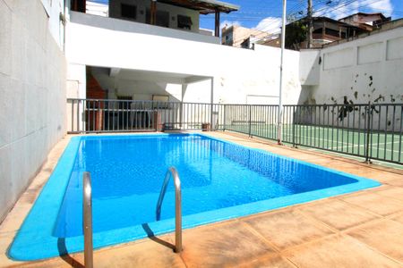 Apartamento à venda com 130m², 4 quartos e 2 vagasÁrea comum - Piscina