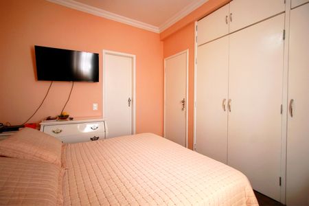 Apartamento à venda com 130m², 4 quartos e 2 vagasSuíte