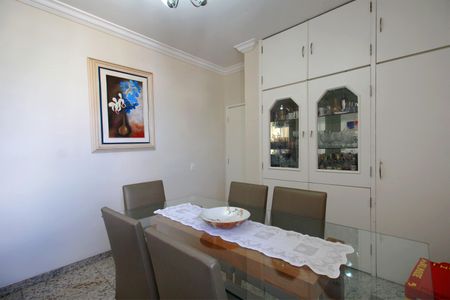 Apartamento à venda com 130m², 4 quartos e 2 vagasSala de Jantar