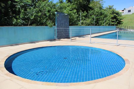 Casa de condomínio para alugar com 70m², 2 quartos e 1 vagaÁrea comum - Piscina