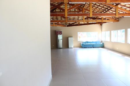 Casa de condomínio para alugar com 70m², 2 quartos e 1 vagaÁrea comum - Salão de Festas