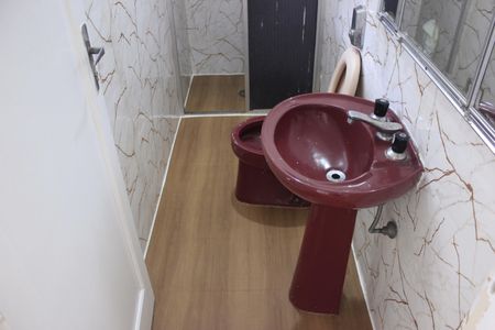 Casa à venda com 172m², 4 quartos e 1 vagaBanheiro 2