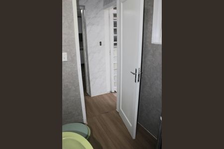 Casa à venda com 172m², 4 quartos e 1 vagaBanheiro 