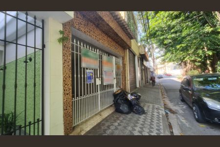 Casa à venda com 172m², 4 quartos e 1 vagaPlaca