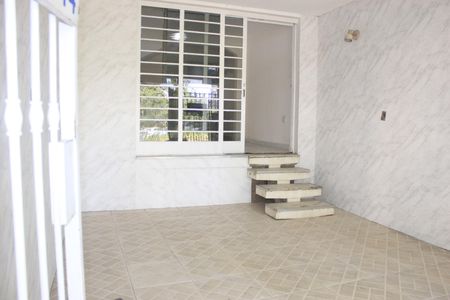 Casa à venda com 172m², 4 quartos e 1 vagaGaragem