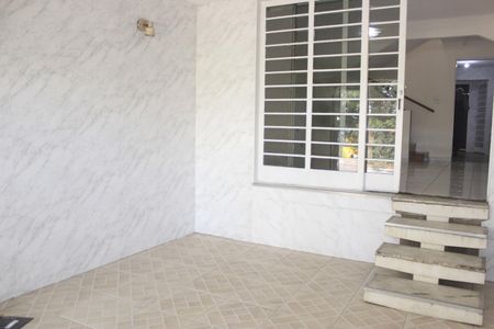 Casa à venda com 172m², 4 quartos e 1 vagaGaragem