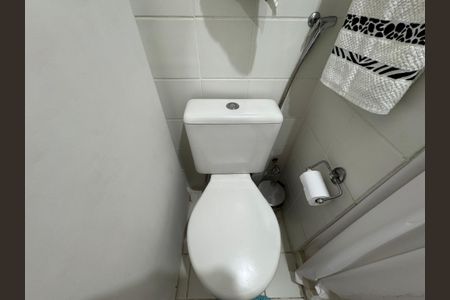 Casa de condomínio para alugar com 140m², 3 quartos e 1 vagaBanheiro Social (Segundo Andar)