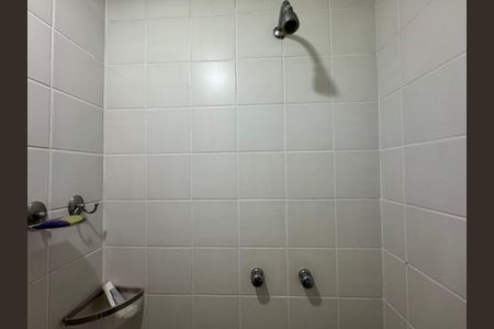 Casa de condomínio para alugar com 140m², 3 quartos e 1 vagaBanheiro Social (Segundo Andar)